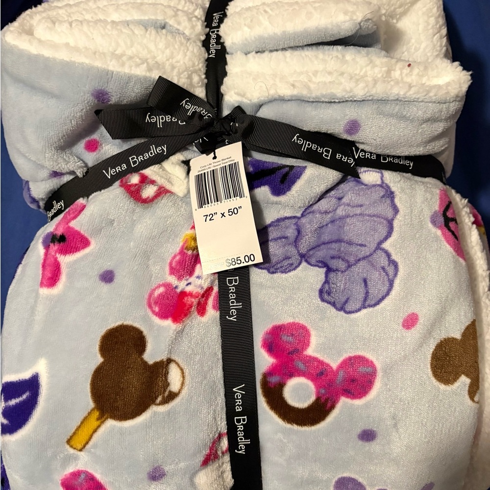 Disney- Sweet Treat Vera Bradley Cozy Life Throw Blanket